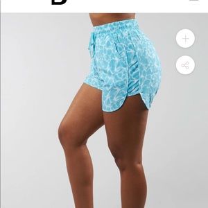 BuffBunny Flo Athletic Short Reflection Aqua Print